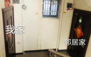 門上掛鏡子對鄰居有啥影響，如何化解？