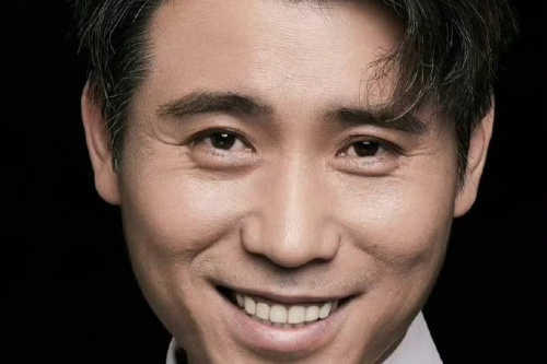 男人魚(yú)尾紋多真的花心嗎